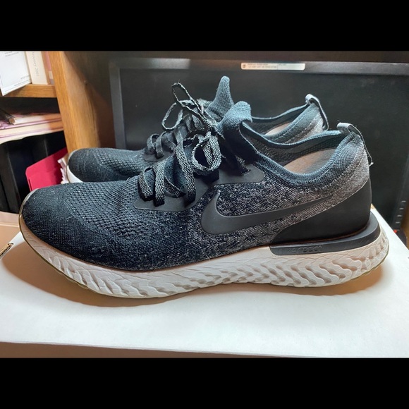 Nike React - Picture 4 of 9